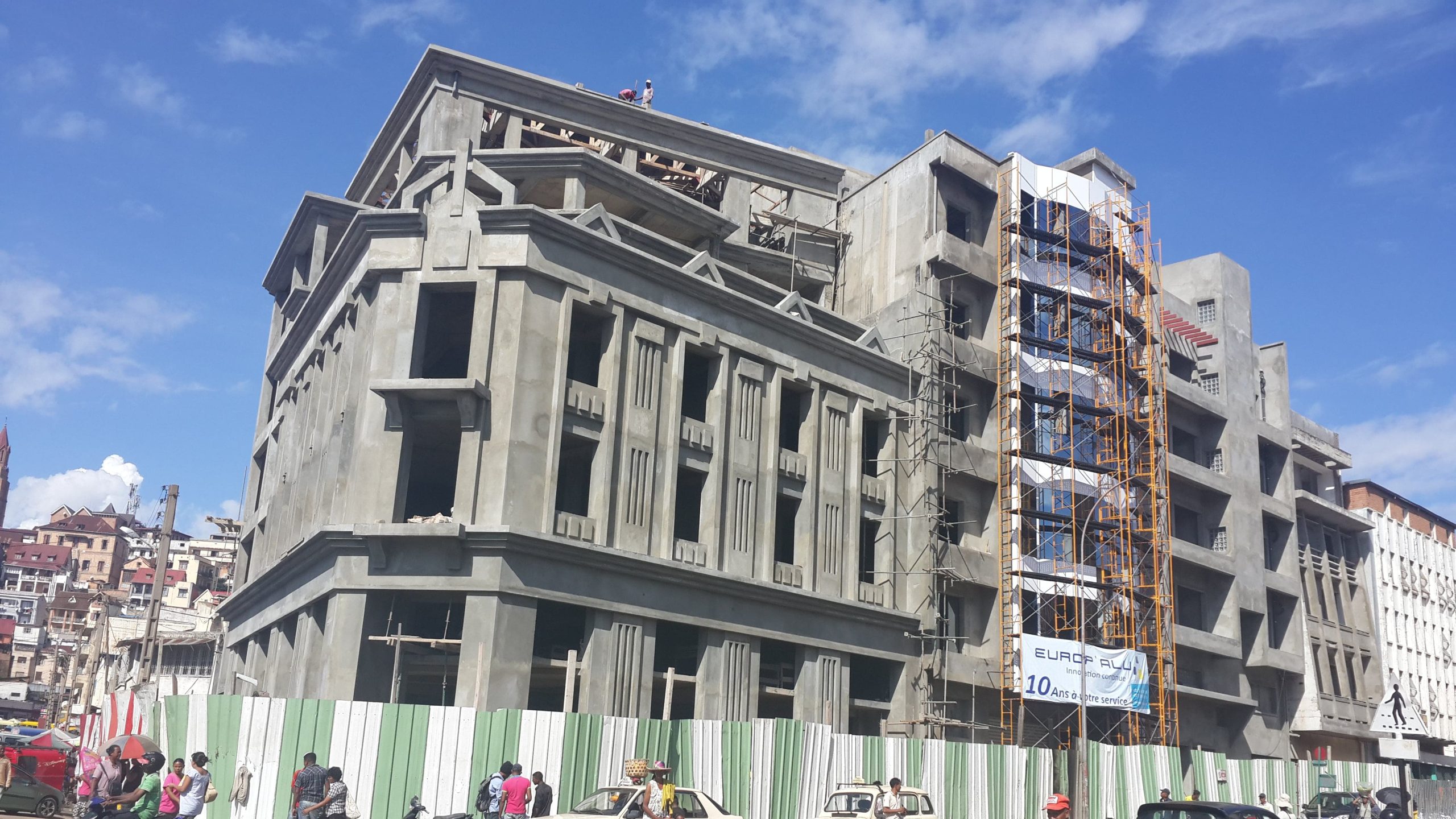 20160322_144410 – Nathalie Raharinosy-min-min