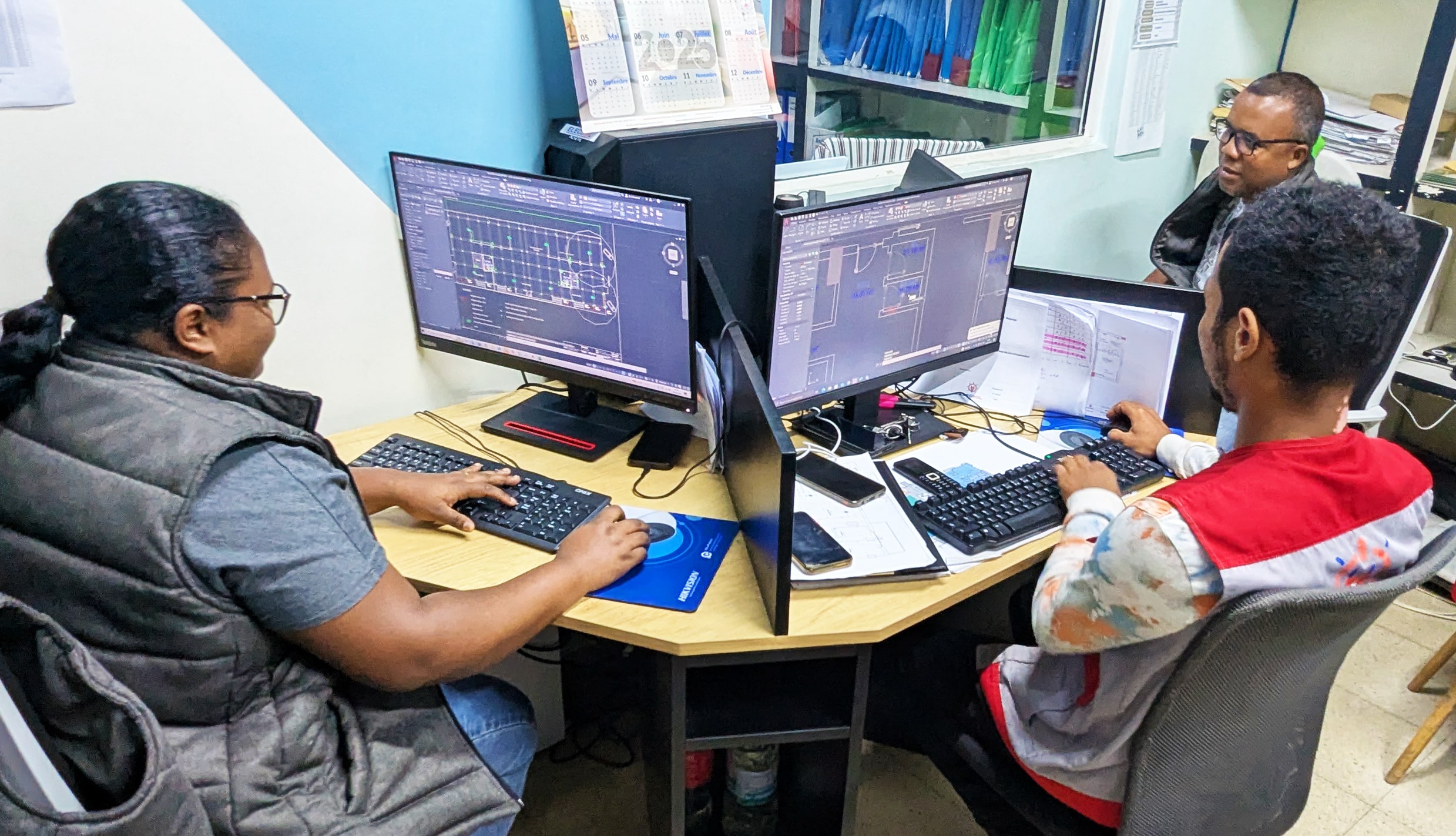 Img_Elecsol_Bureau – Rojo Ranaivo Rajaonarisoa-min